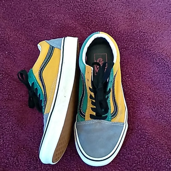 Custom vans - Picture 2 of 2